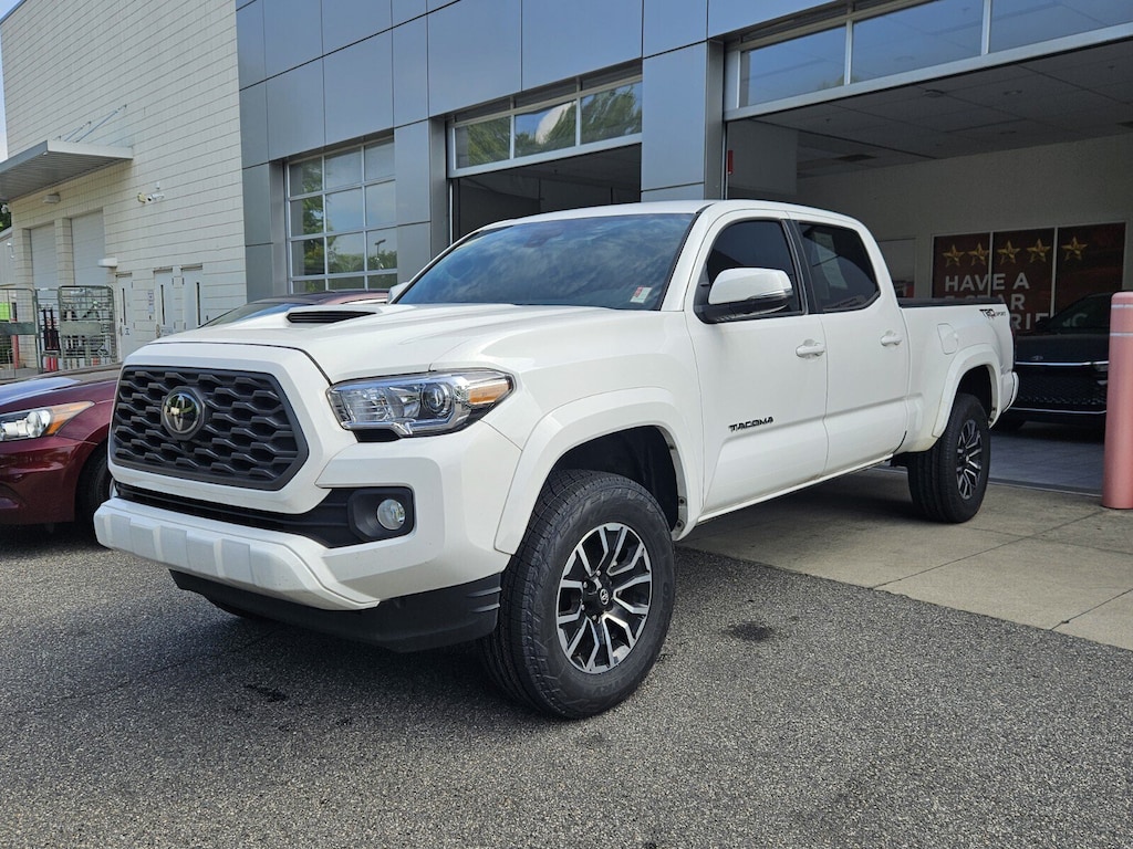 Certified 2023 Toyota Tacoma 2WD SR5 Truck Double Cab