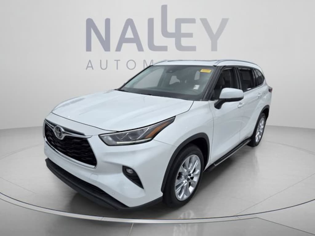 Used 2023 Toyota Highlander Limited SUV