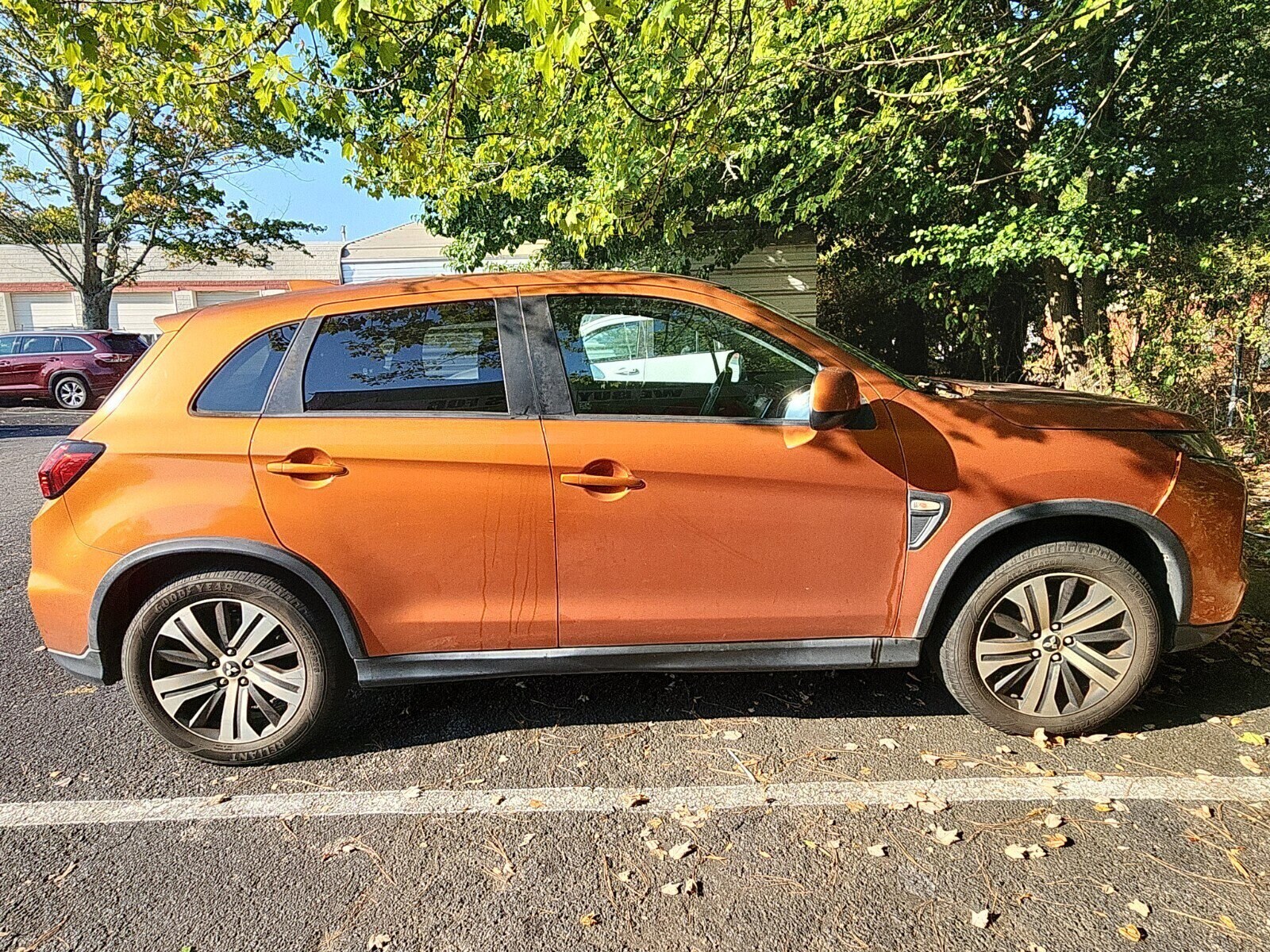 2020 Mitsubishi Outlander Sport ES photo 2