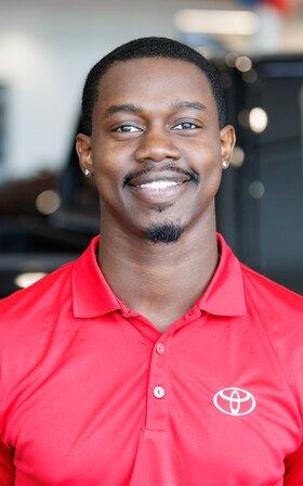 Staff member Christopher Lyles from ID_10d5d341c81b