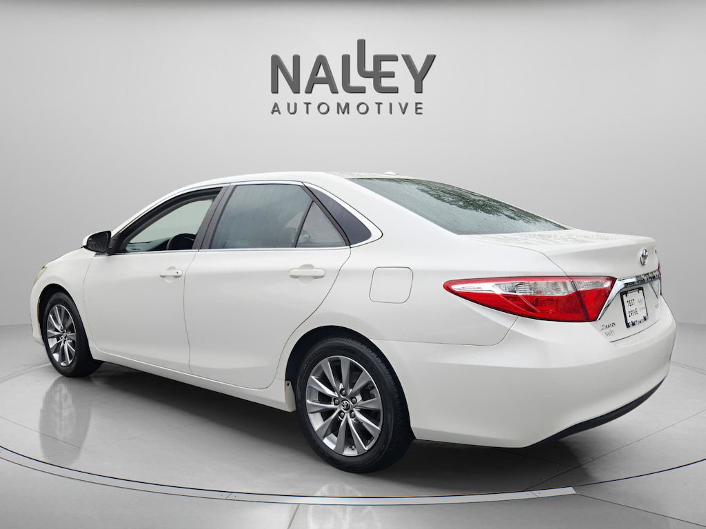 Used 2015 Toyota Camry XLE Sedan