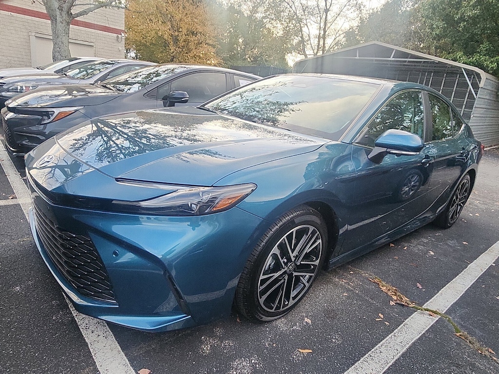 Used 2025 Toyota Camry XLE Sedan