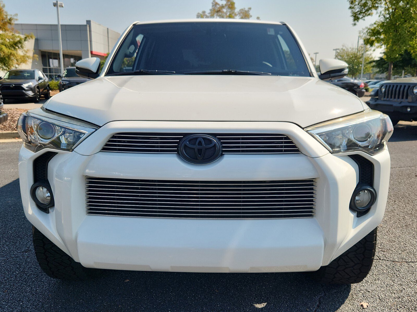 2016 Toyota 4Runner Limited photo 2