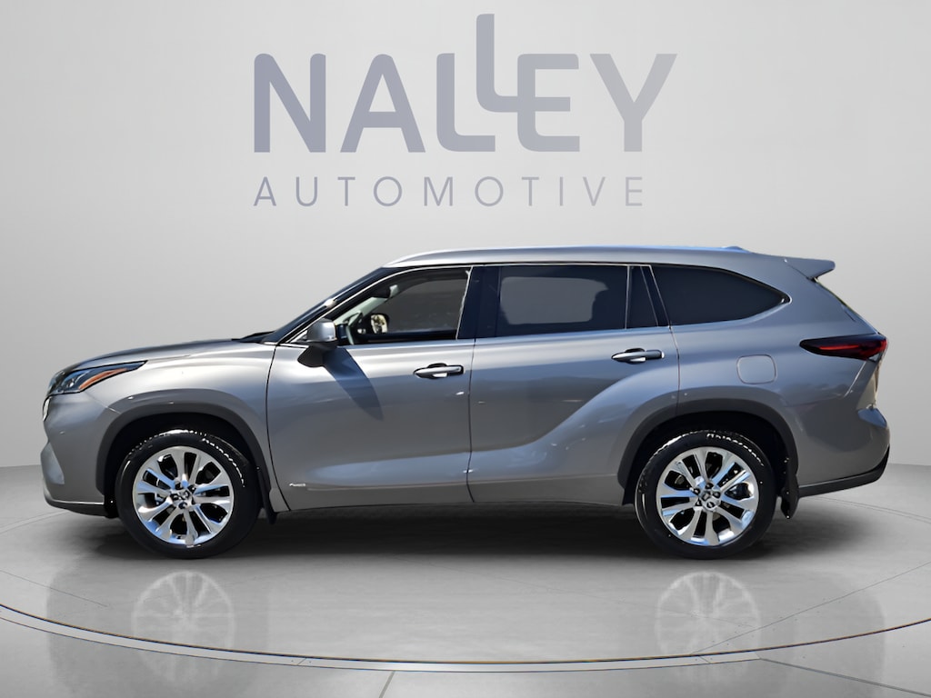 Certified 2026 Toyota Highlander Hybrid Limited SUV