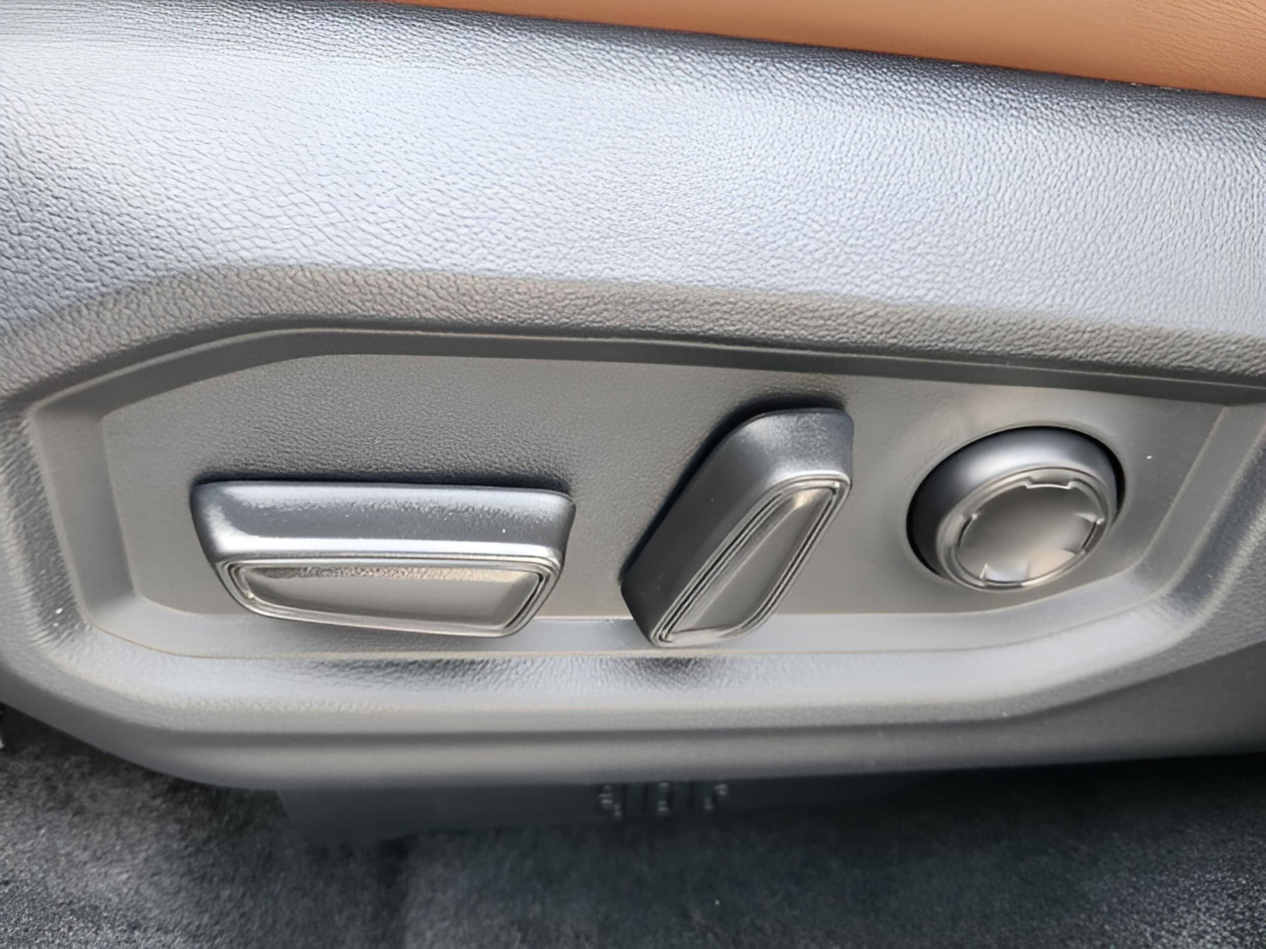 2025 Toyota Tundra 1794 Edition - Photo 17