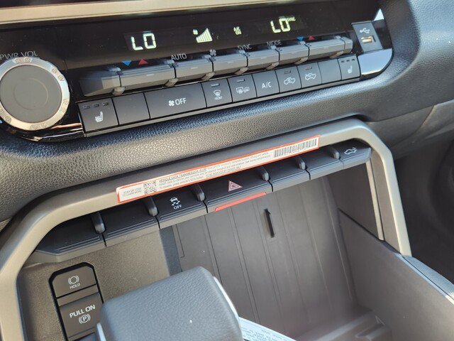 2025 Toyota Tundra SR5 - Photo 24