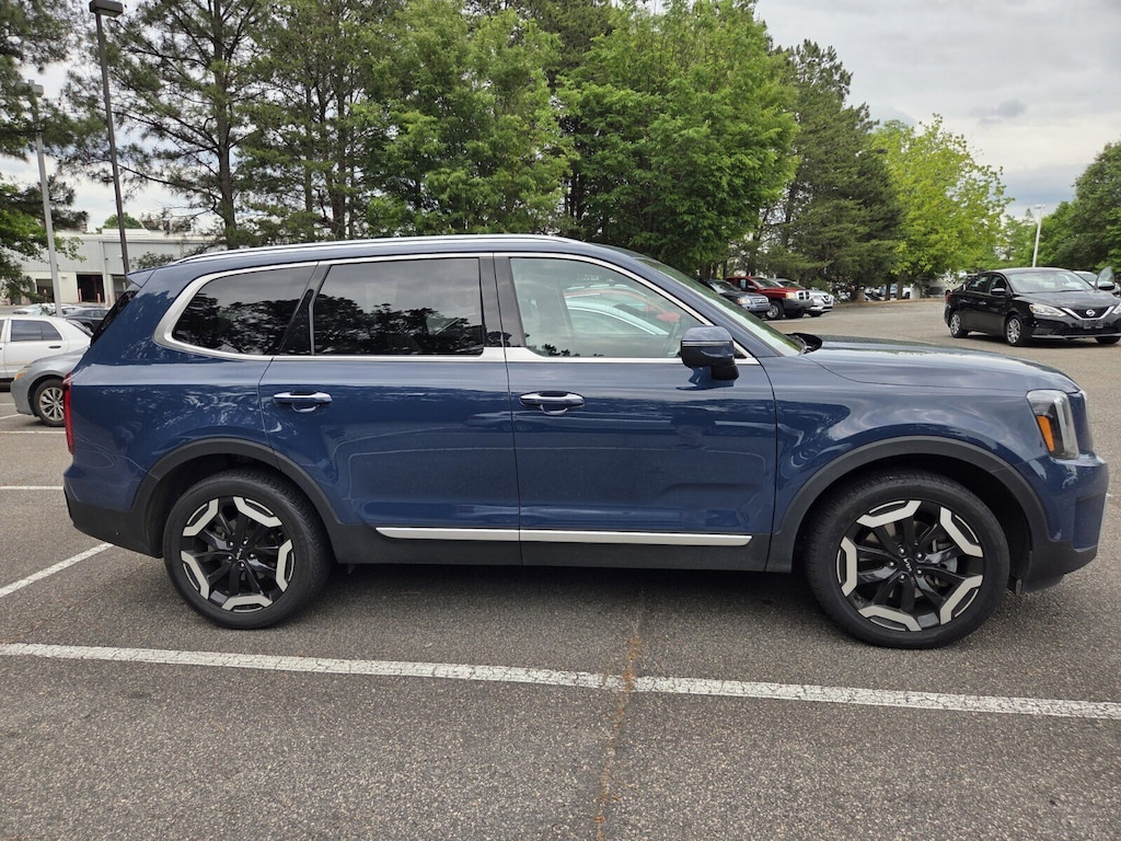 Used 2024 Kia Telluride S SUV