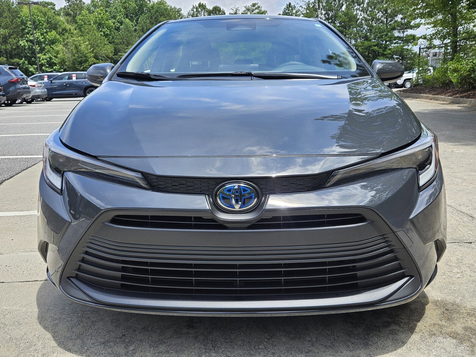 Used 2024 Toyota Corolla LE with VIN JTDBCMFE2R3053496 for sale in Northfield, Minnesota