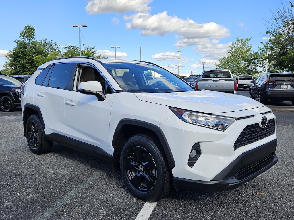 Used 2021 Toyota RAV4 XLE SUV