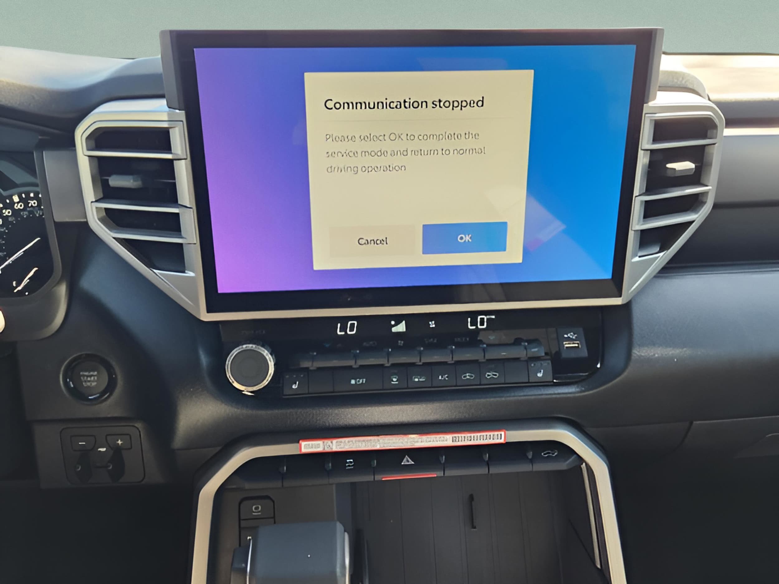 2025 Toyota Tundra SR5 - Photo 25