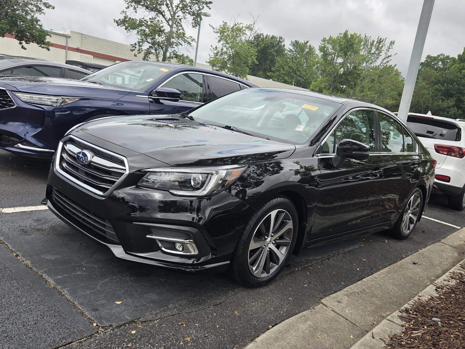 2019 Subaru Legacy 2.5i Limited's photo