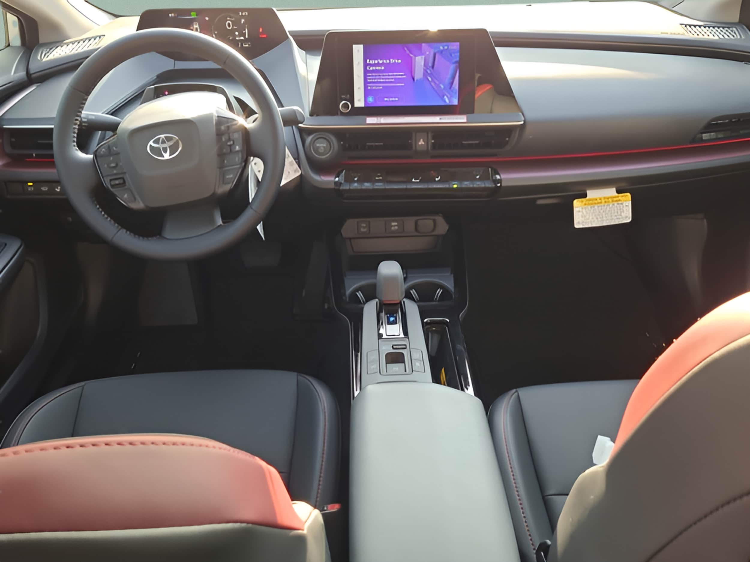 2026 Toyota Prius Plug-in Hybrid XSE - Photo 11