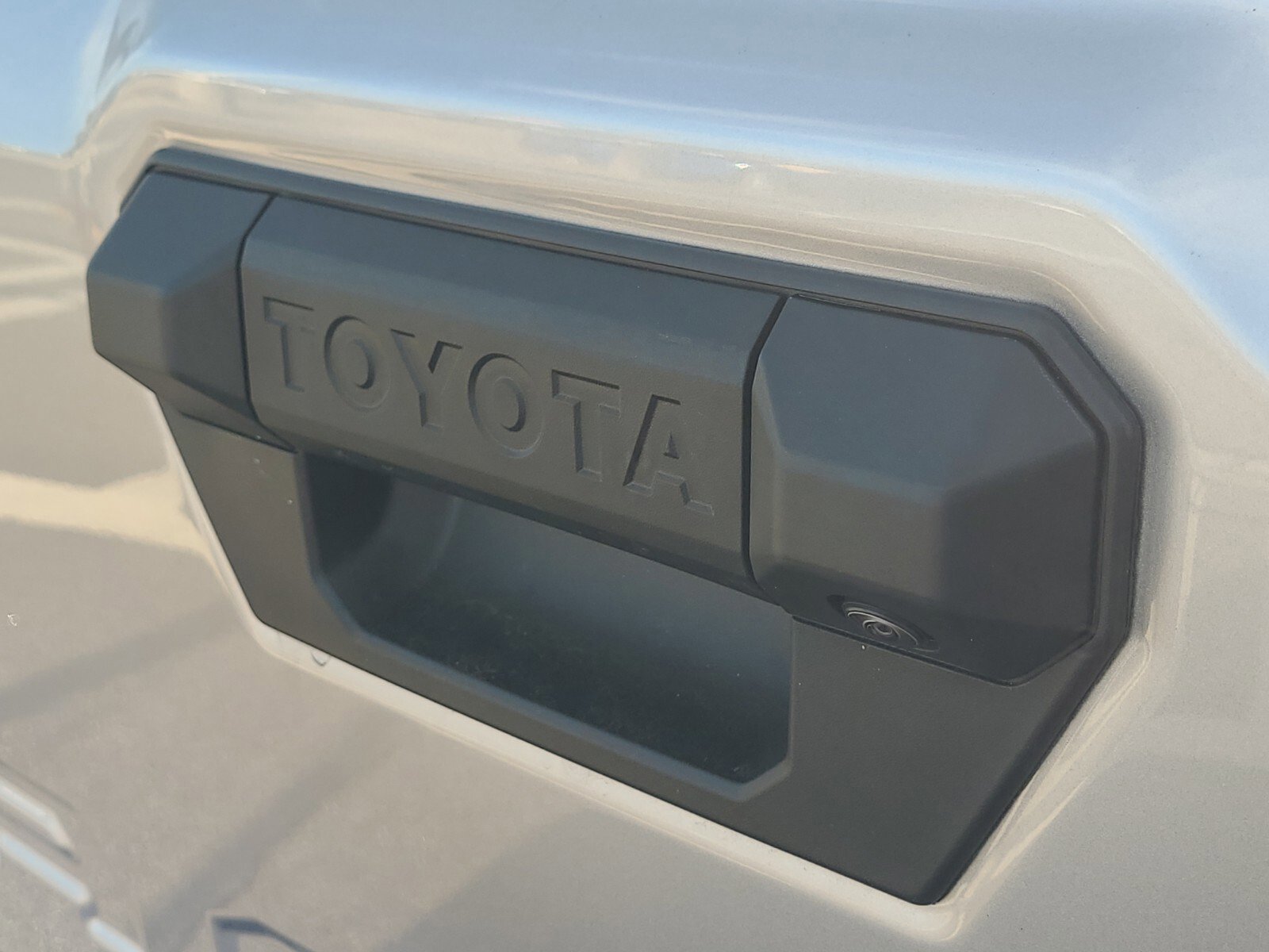 2026 Toyota Tacoma SR5 - Photo 28