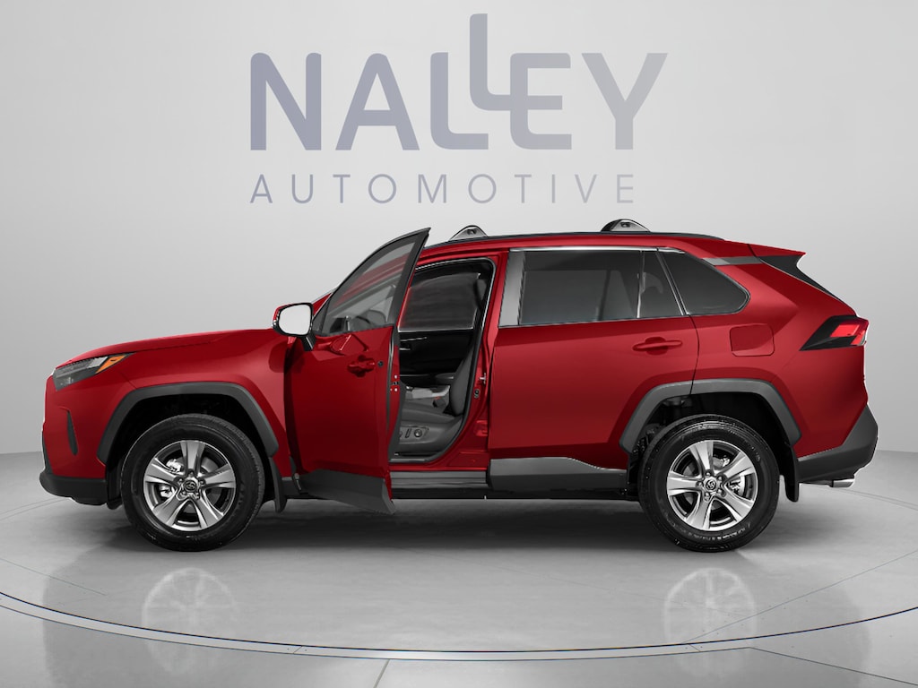 Used 2025 Toyota RAV4 Hybrid XLE SUV