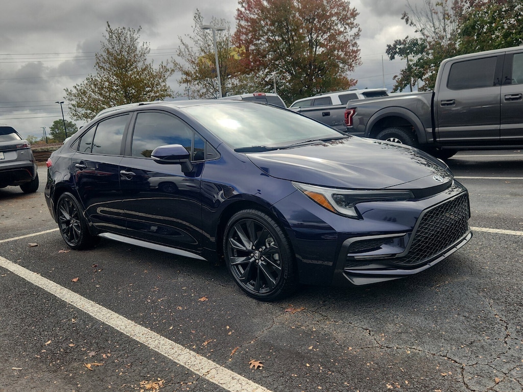 Used 2023 Toyota Corolla SE Sedan