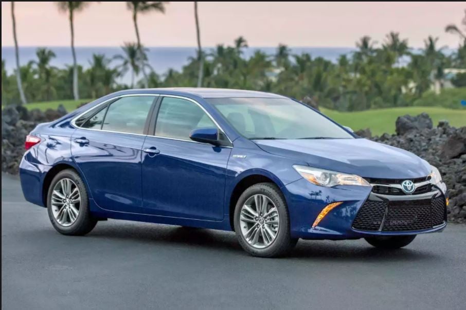 toyota camry hybrid.JPG