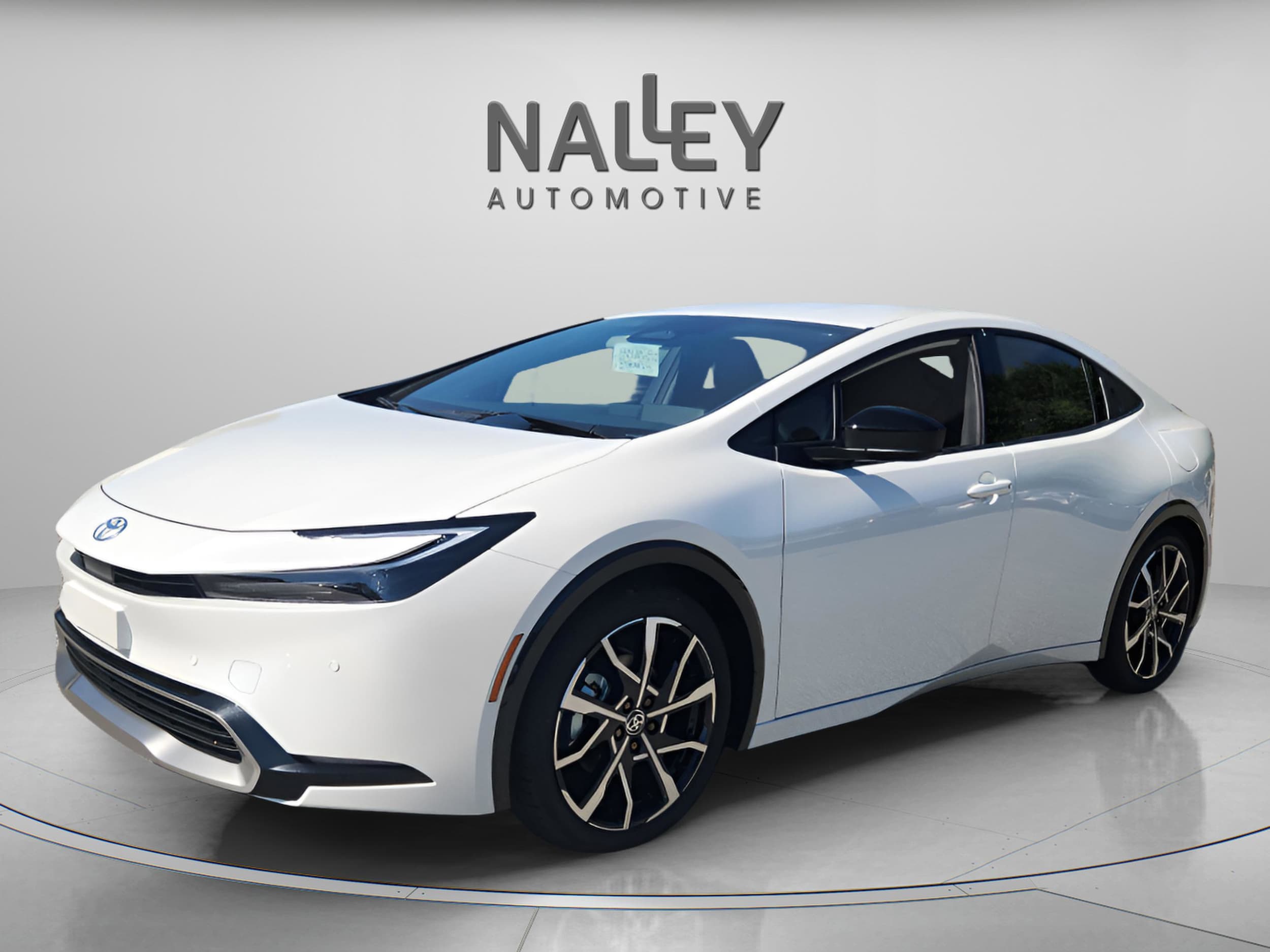 2026 Toyota Prius XSE's photo