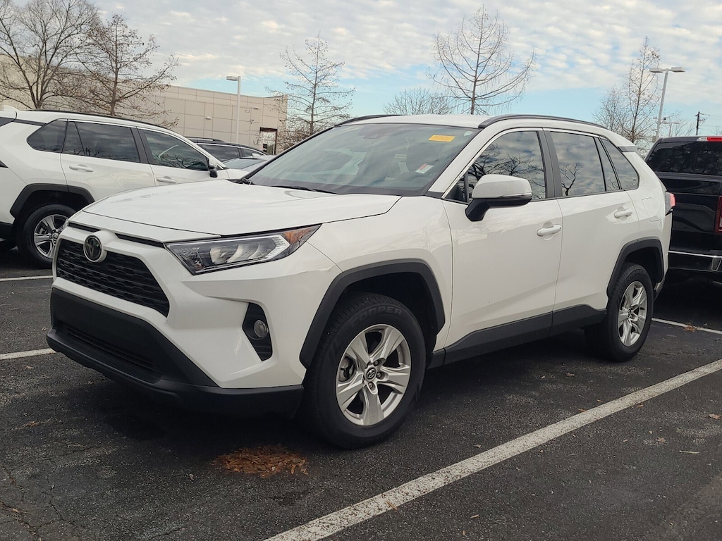 Used 2020 Toyota RAV4 XLE SUV
