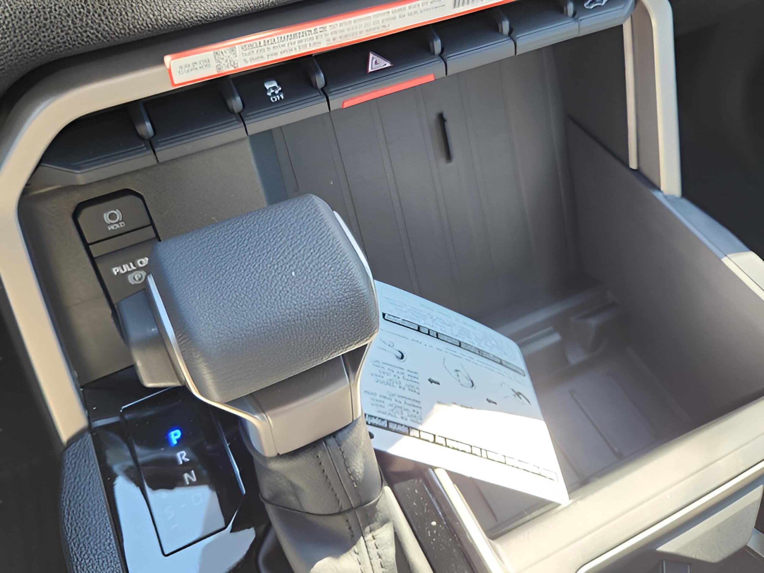 2025 Toyota Tundra SR5 - Photo 27