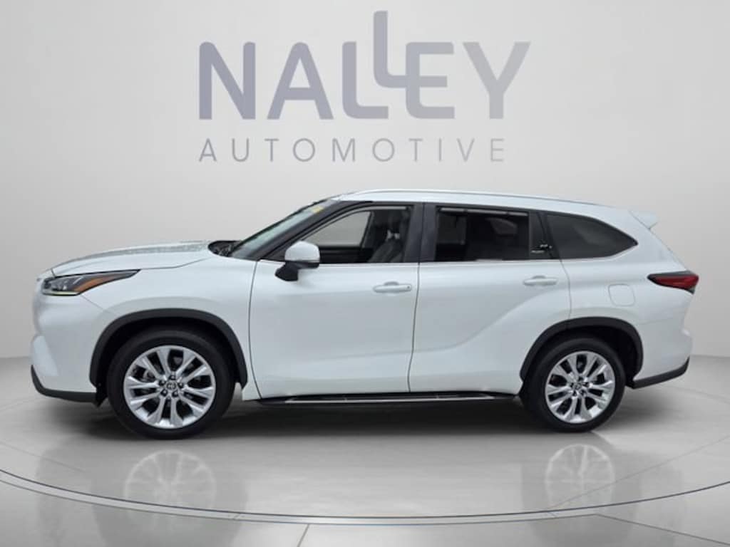 Used 2023 Toyota Highlander Limited SUV