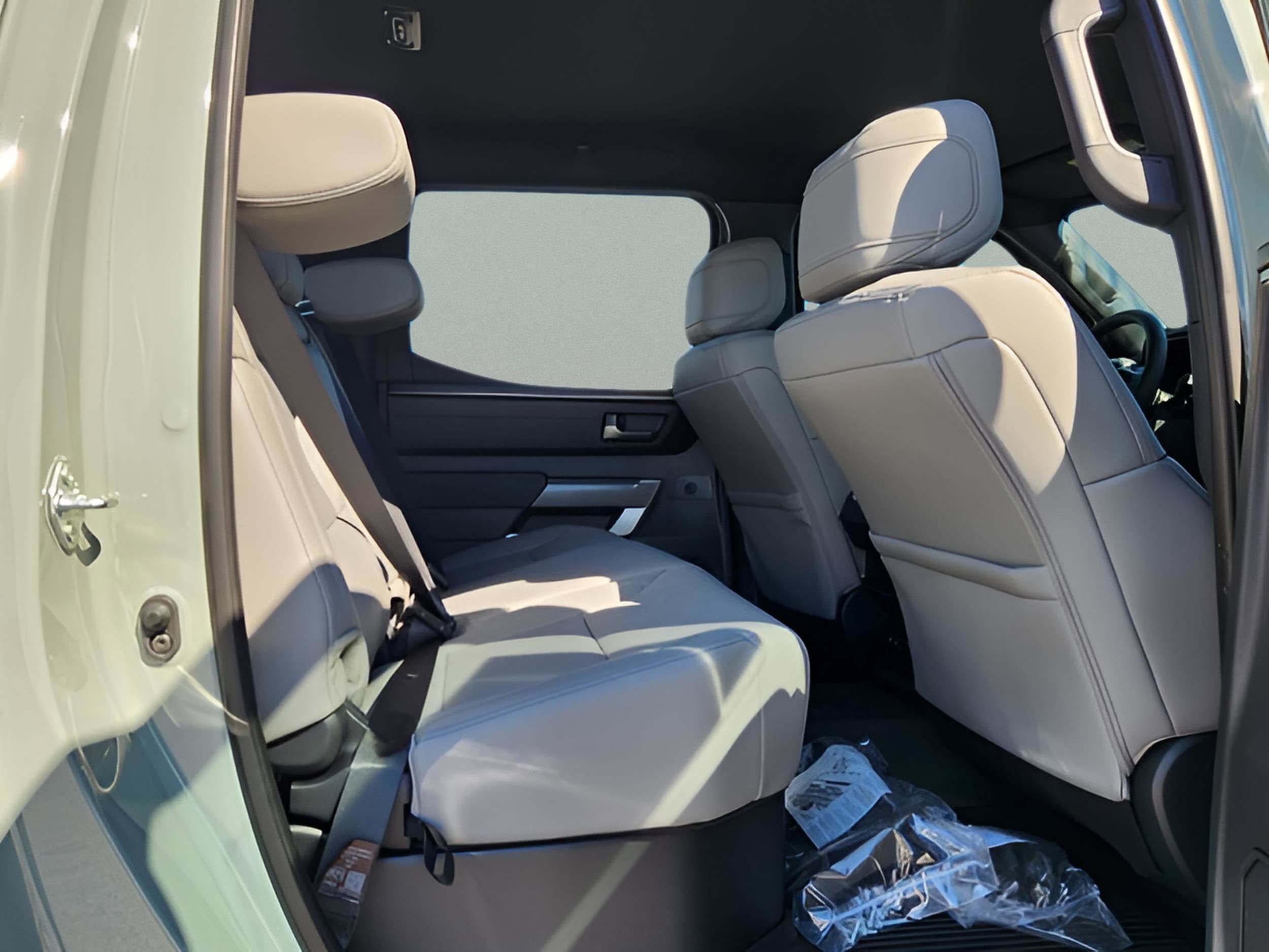 2025 Toyota Tundra SR5 - Photo 12