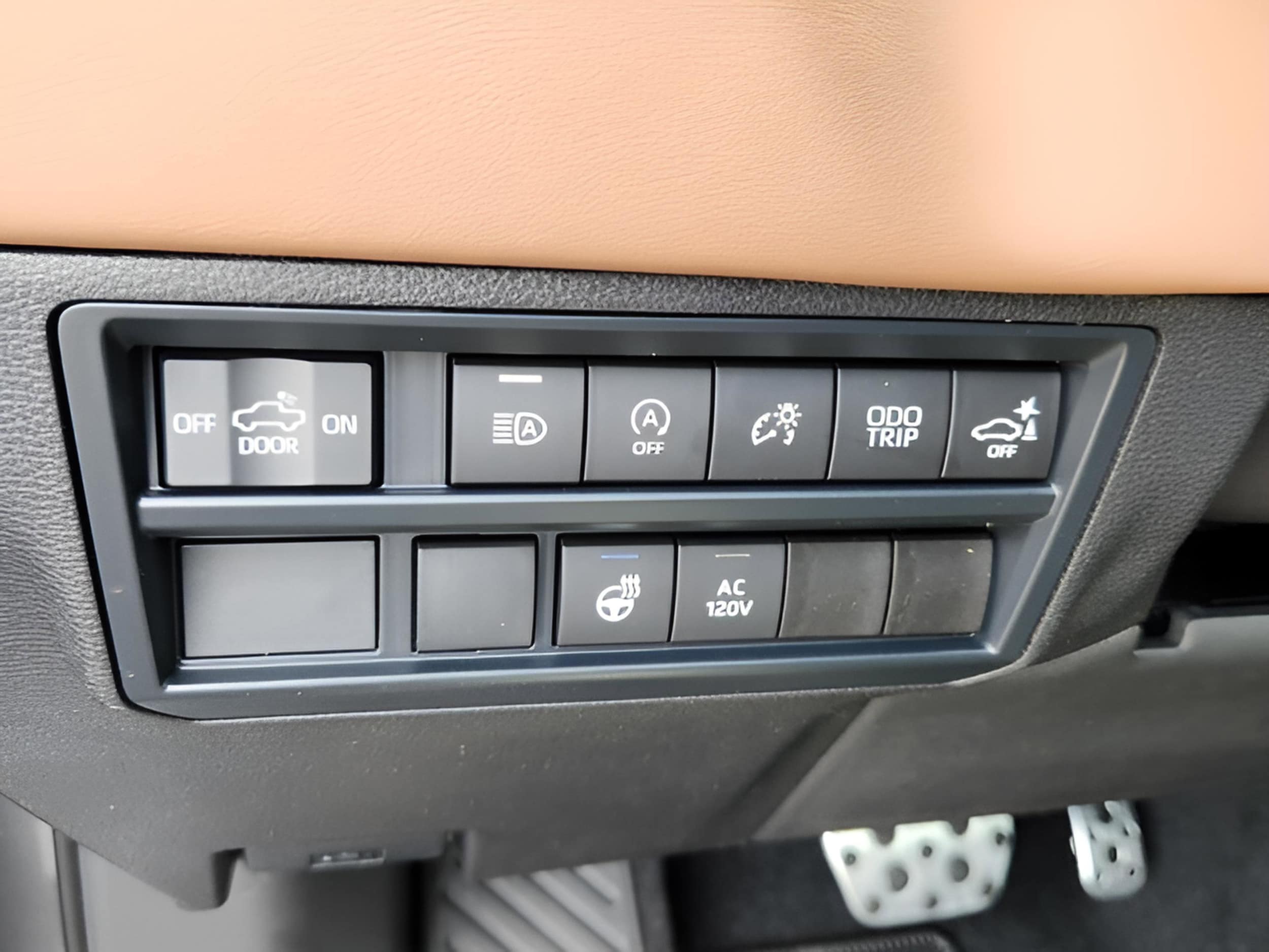 2025 Toyota Tundra 1794 Edition - Photo 19