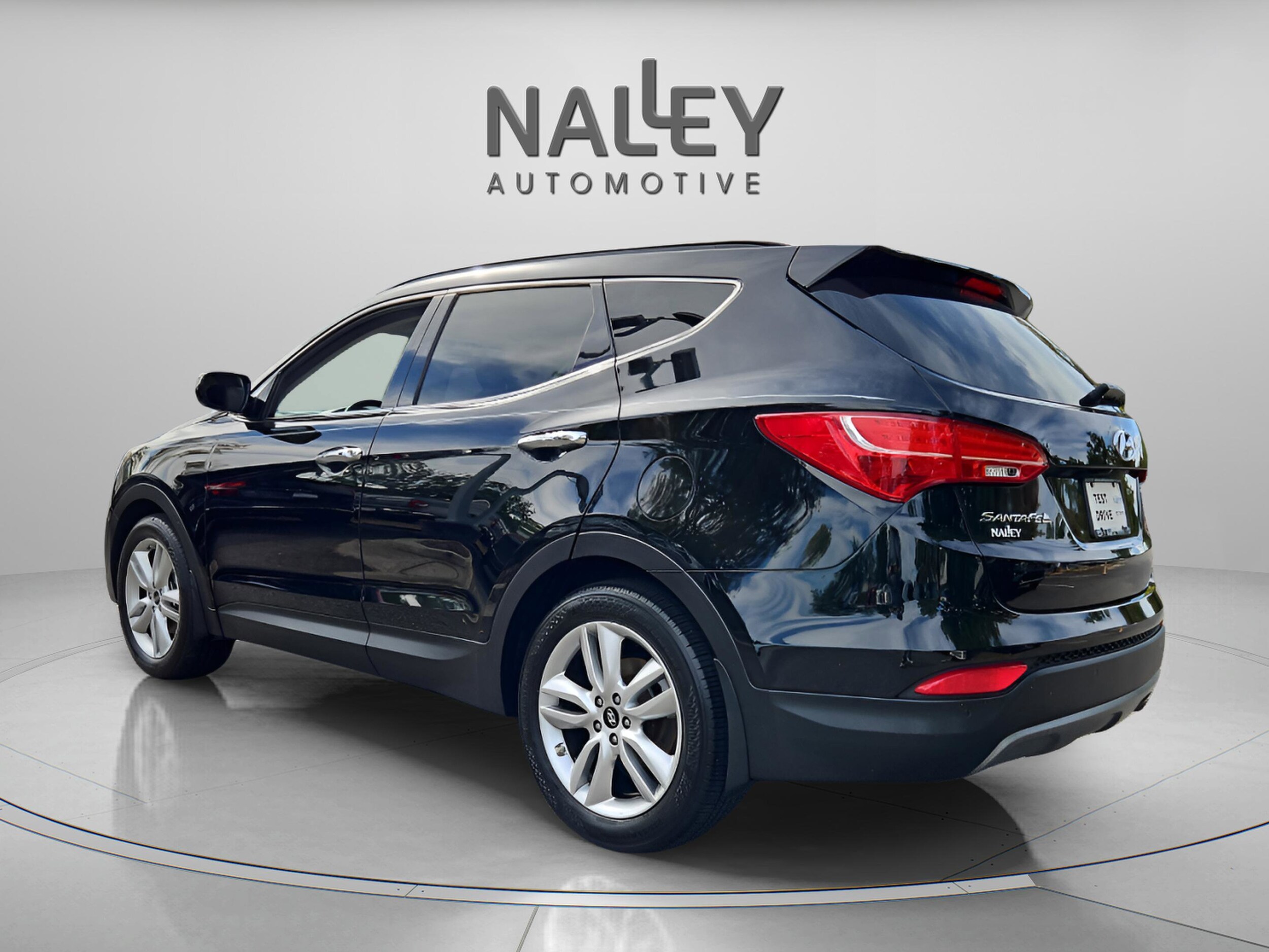 2016 Hyundai Santa Fe Sport 2.0T photo 2