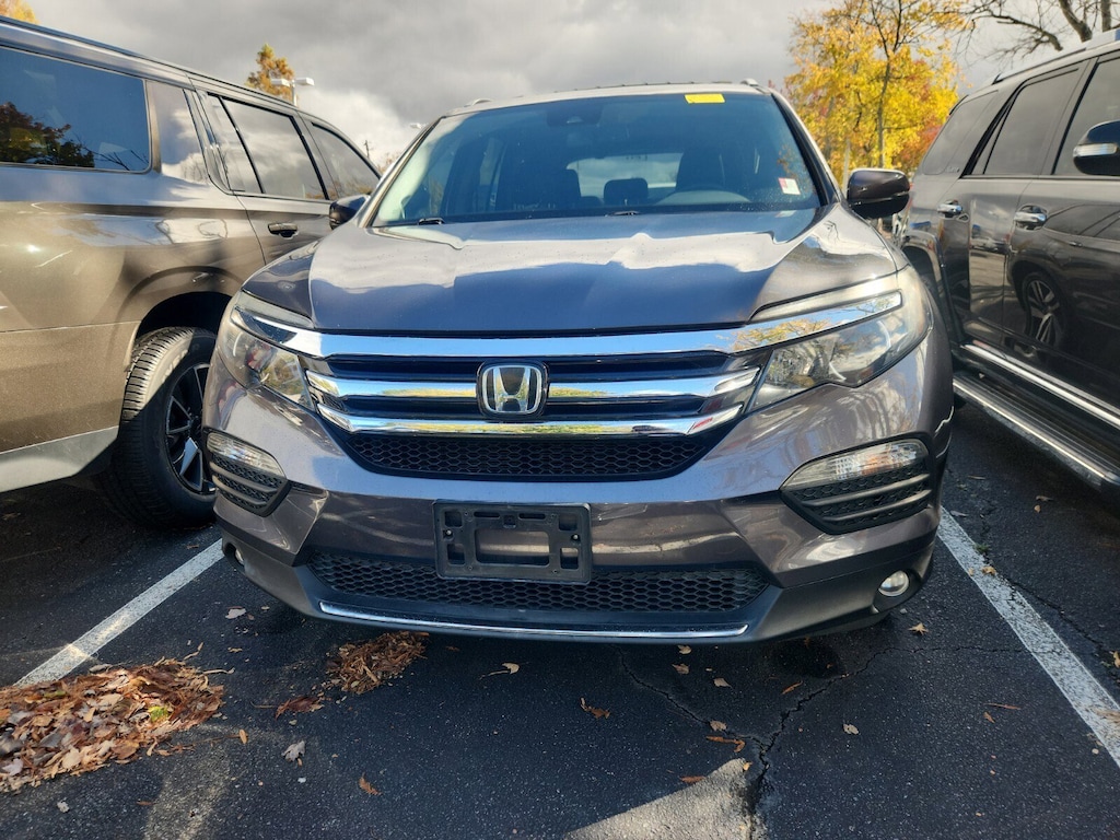 Used 2018 Honda Pilot Touring SUV