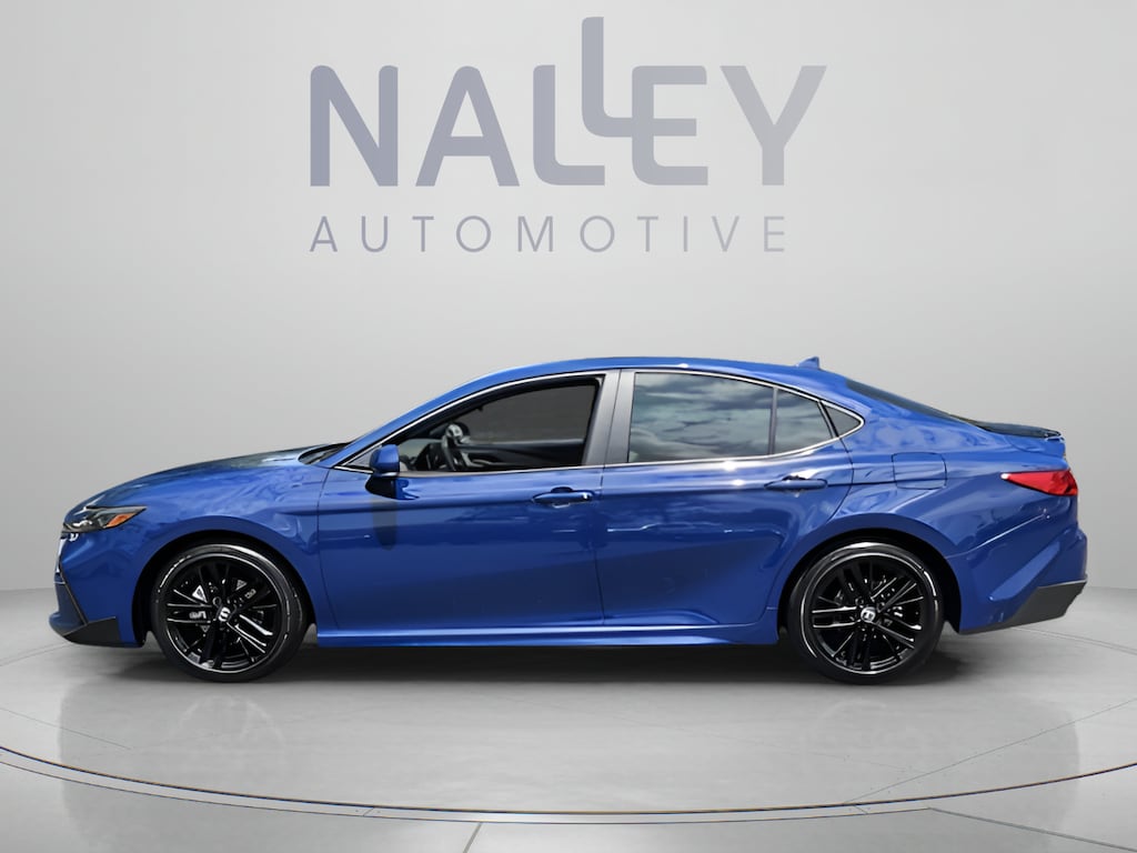 Used 2025 Toyota Camry SE Sedan