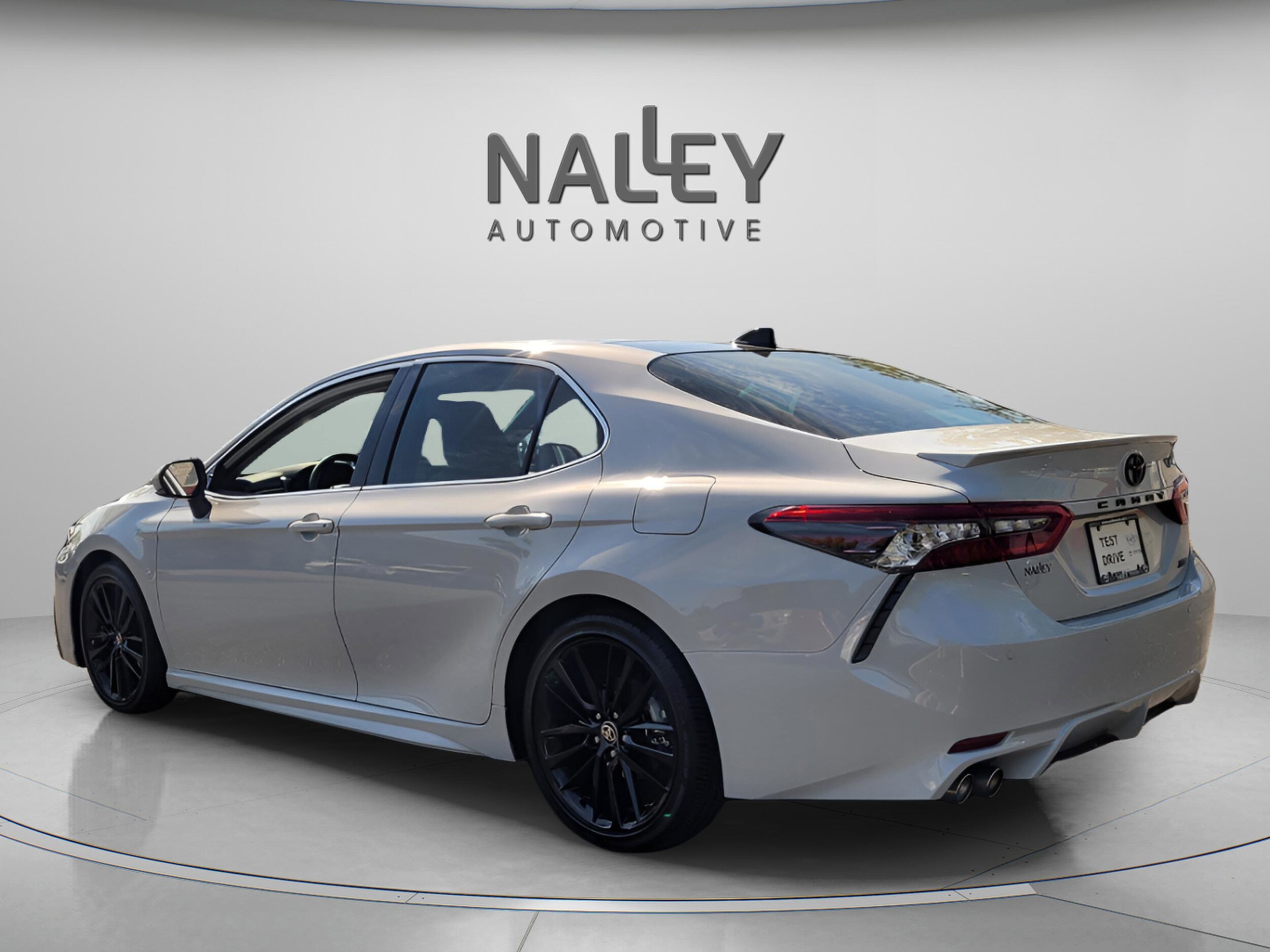 2024 Toyota Camry XSE V6 photo 3