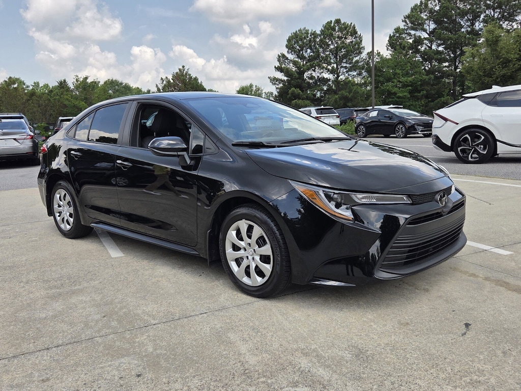 Certified 2025 Toyota Corolla LE Sedan