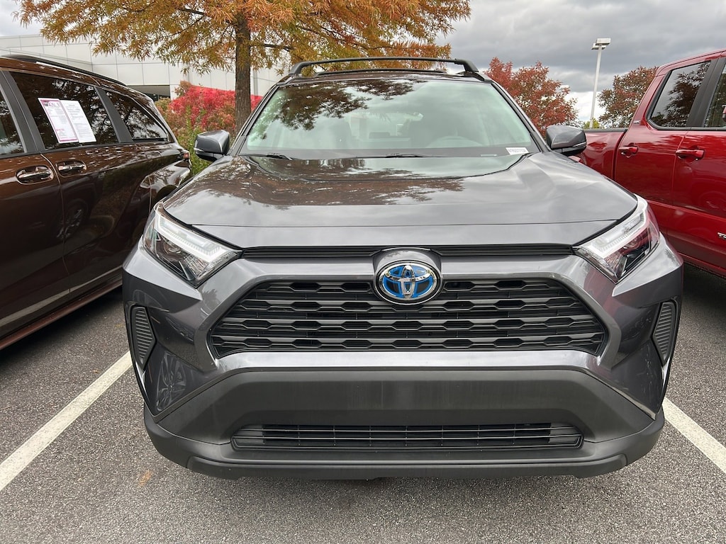 Used 2024 Toyota RAV4 Hybrid XLE SUV