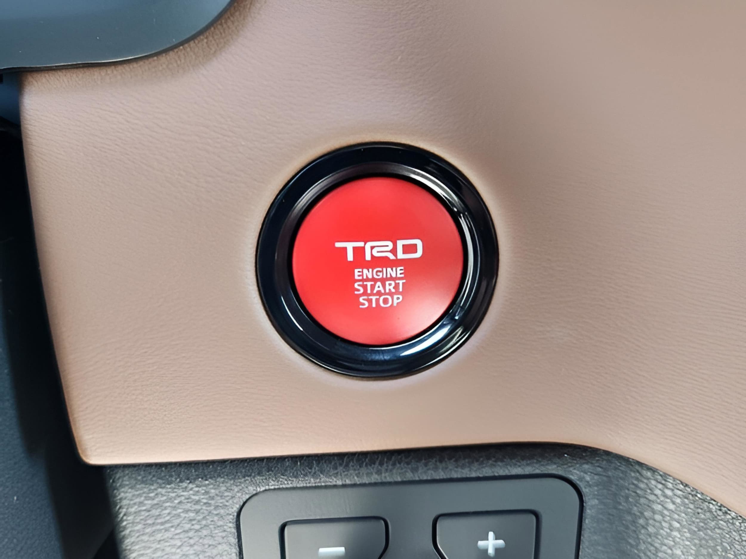 2025 Toyota Tundra 1794 Edition - Photo 26
