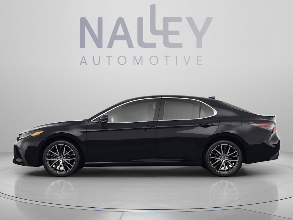 Used 2023 Toyota Camry SE Sedan