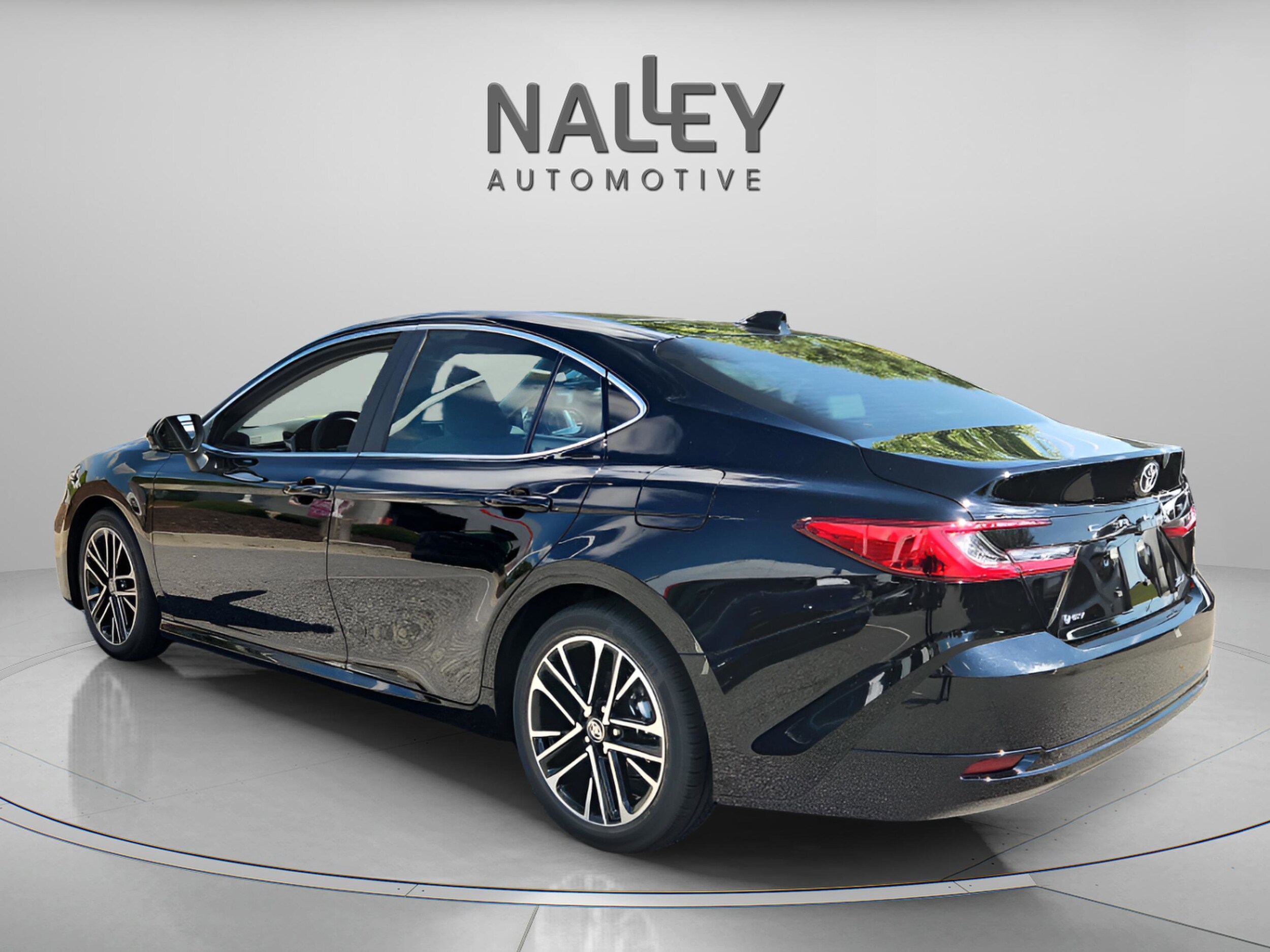 2026 Toyota Camry XLE photo 3