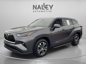 2023 Toyota Highlander Hybrid XLE SUV