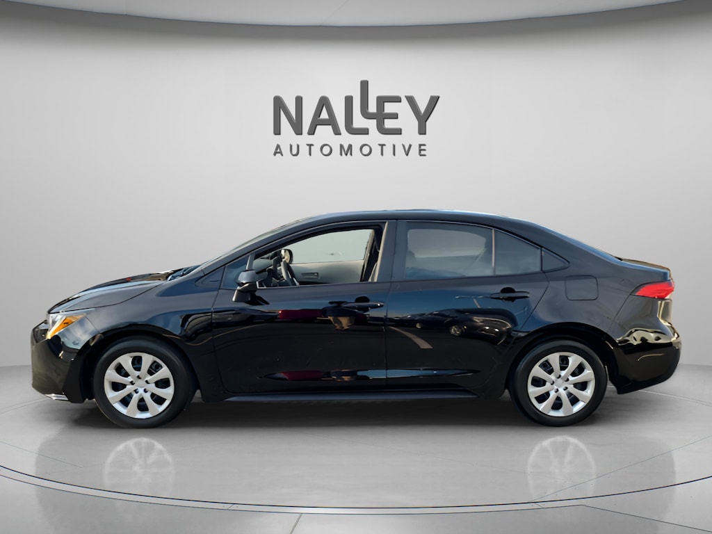 Certified 2025 Toyota Corolla LE Sedan