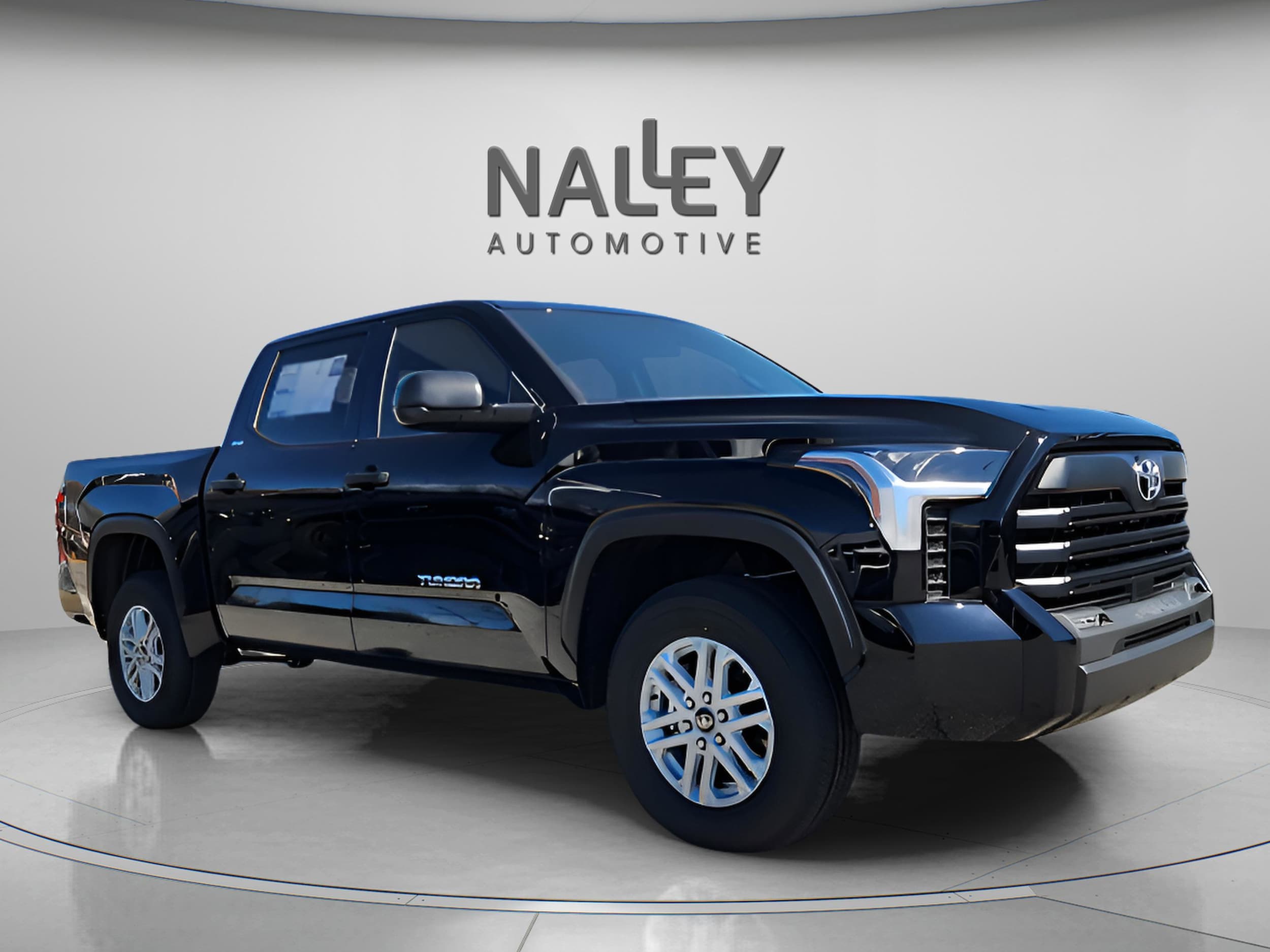 2025 Toyota Tundra SR5 - Photo 7