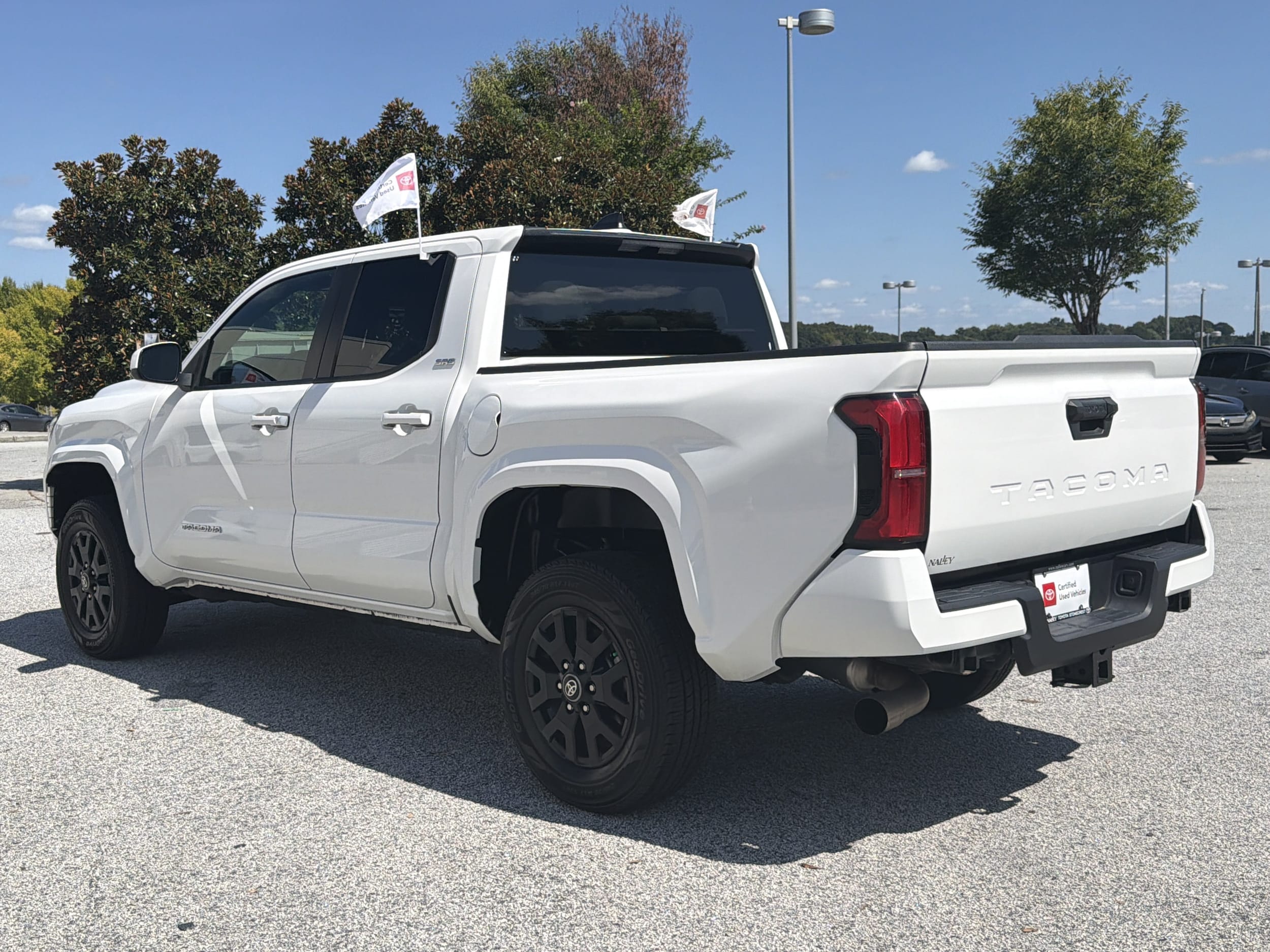 2024 Toyota Tacoma SR5 - Photo 27