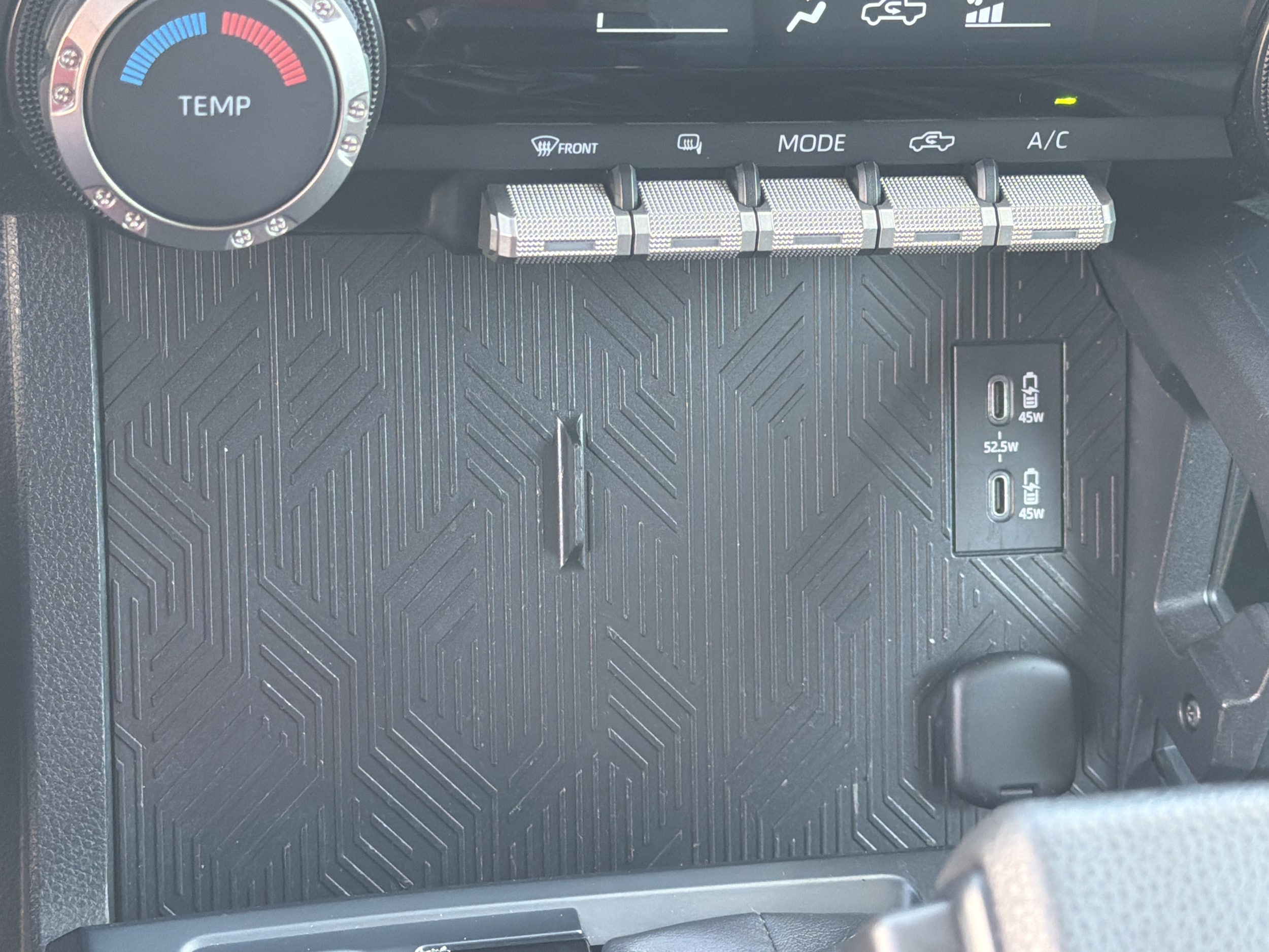 2024 Toyota Tacoma SR5 - Photo 7