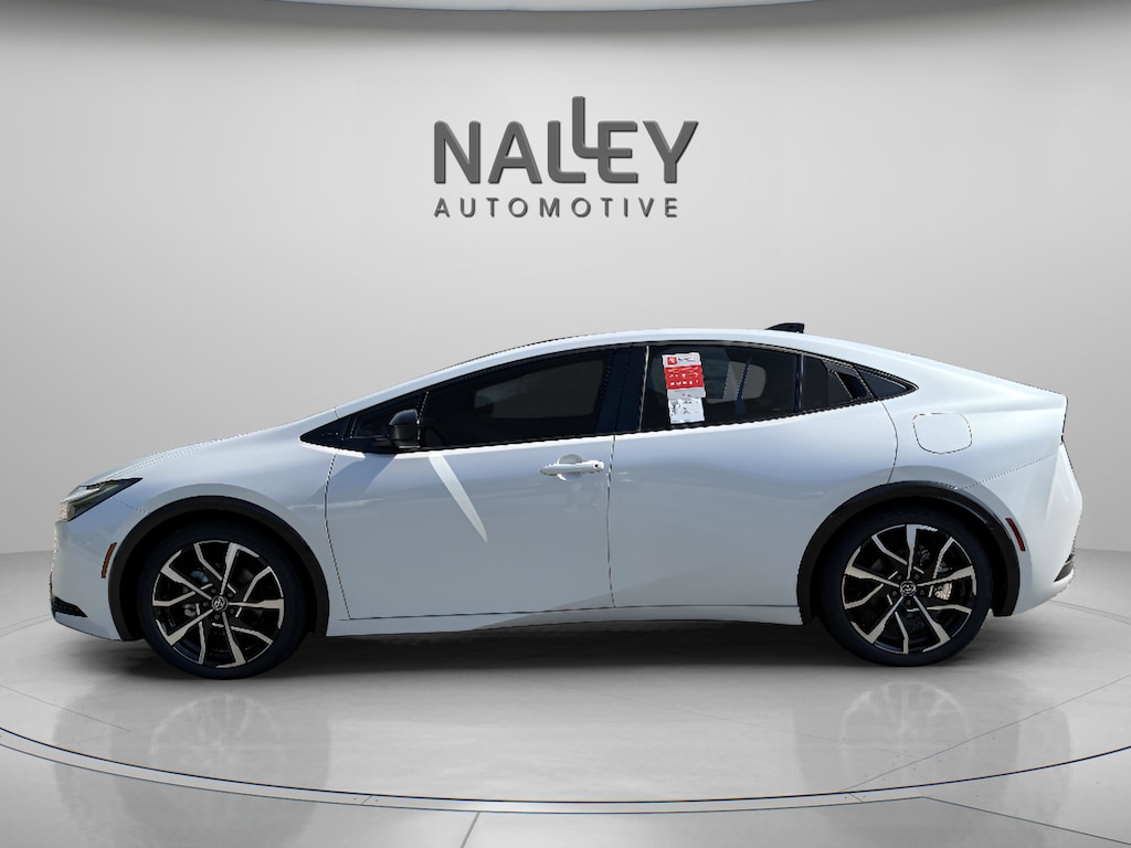 Used 2025 Toyota Prius Plug-in Hybrid SE Hatchback