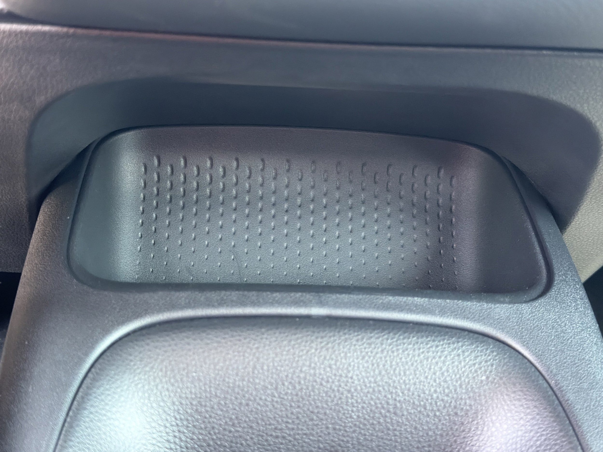 2026 Toyota Corolla LE - Photo 21