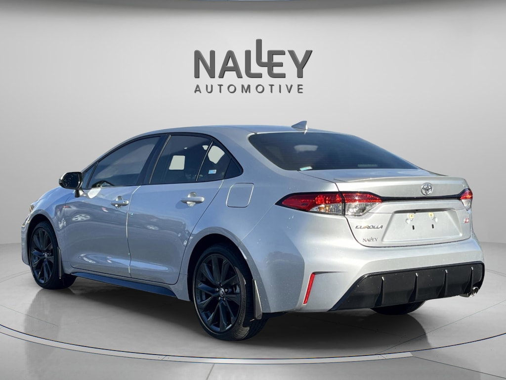Used 2025 Toyota Corolla SE Sedan