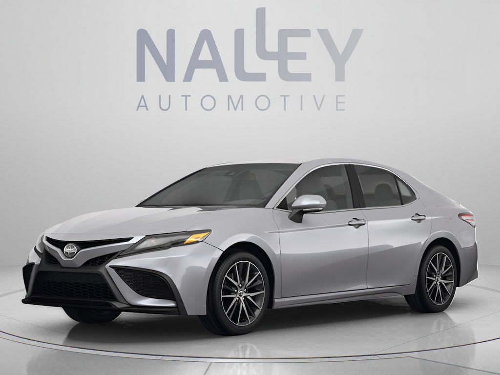 Used 2023 Toyota Camry SE Sedan