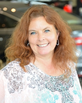 Staff member Marci Hawkins from ID_bba44af386a1