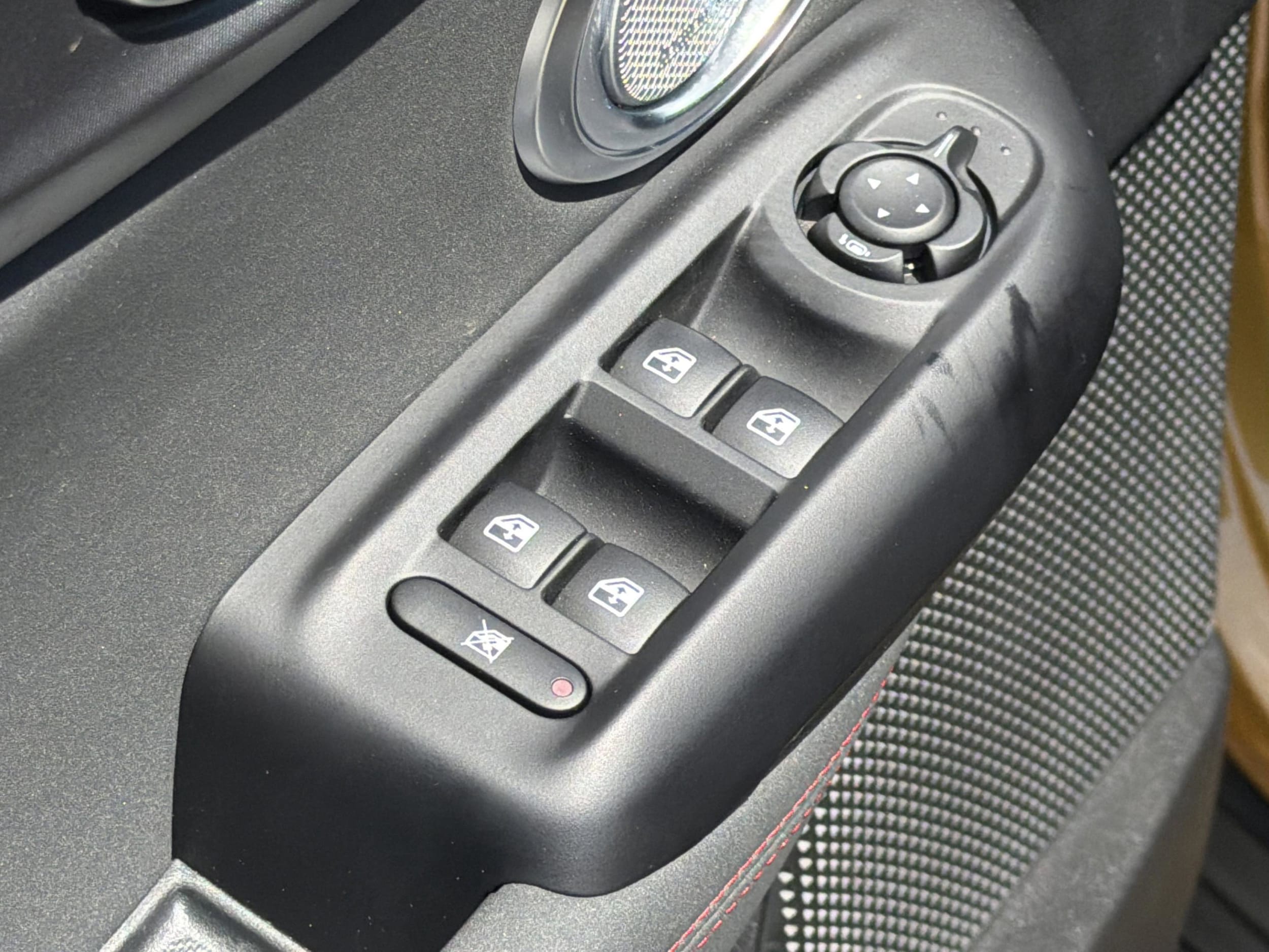 2024 Dodge Hornet R/T Plus - Photo 15
