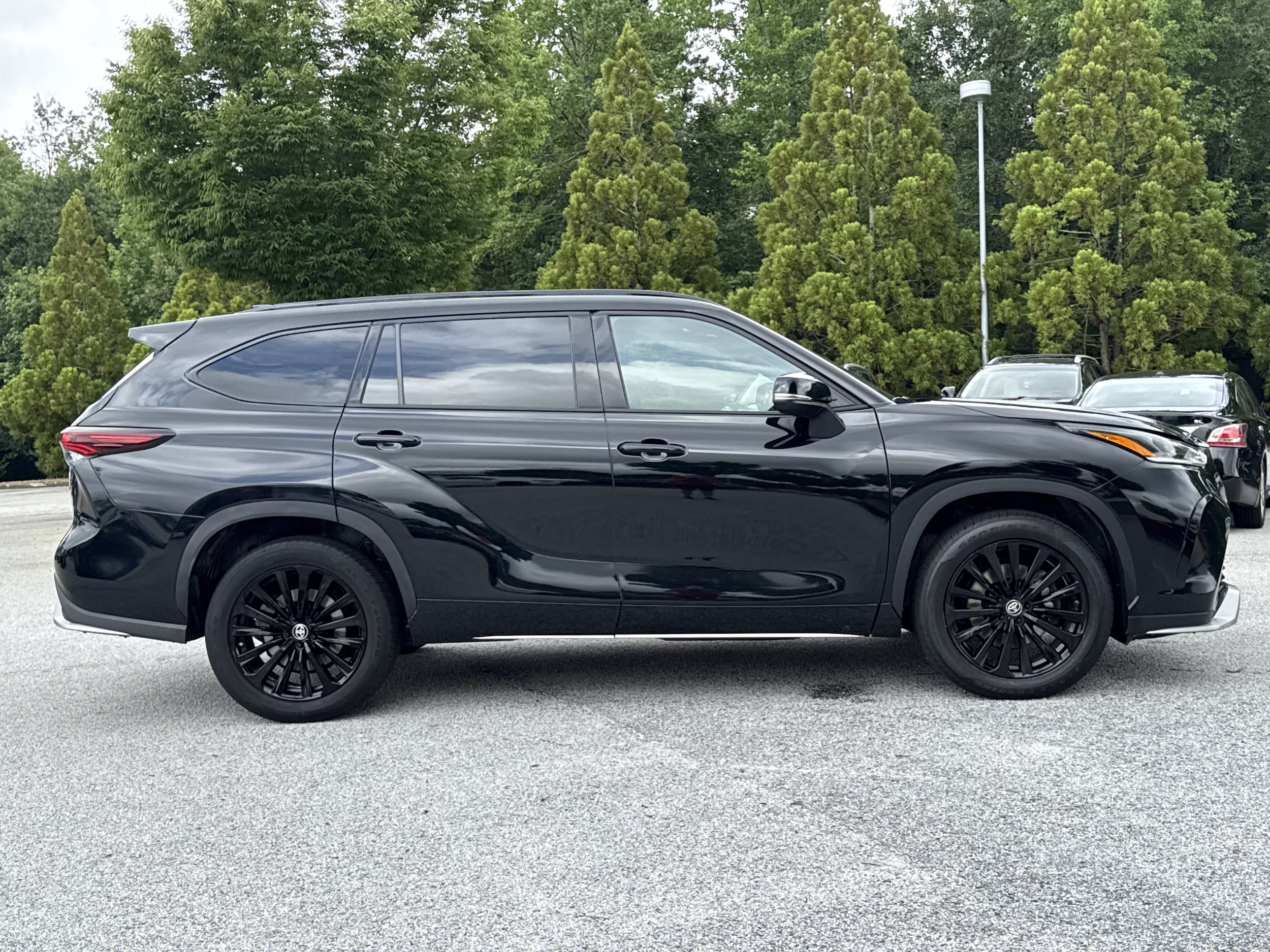 2025 Toyota Highlander XSE - Photo 31