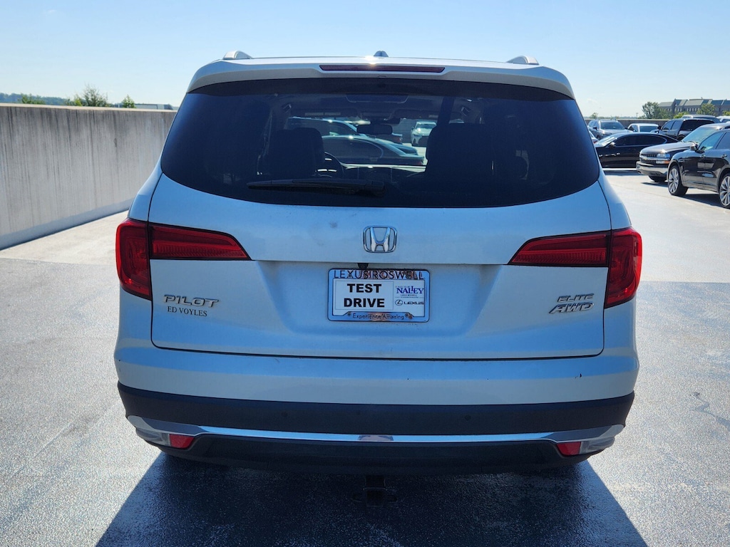 Used 2017 Honda Pilot Elite SUV