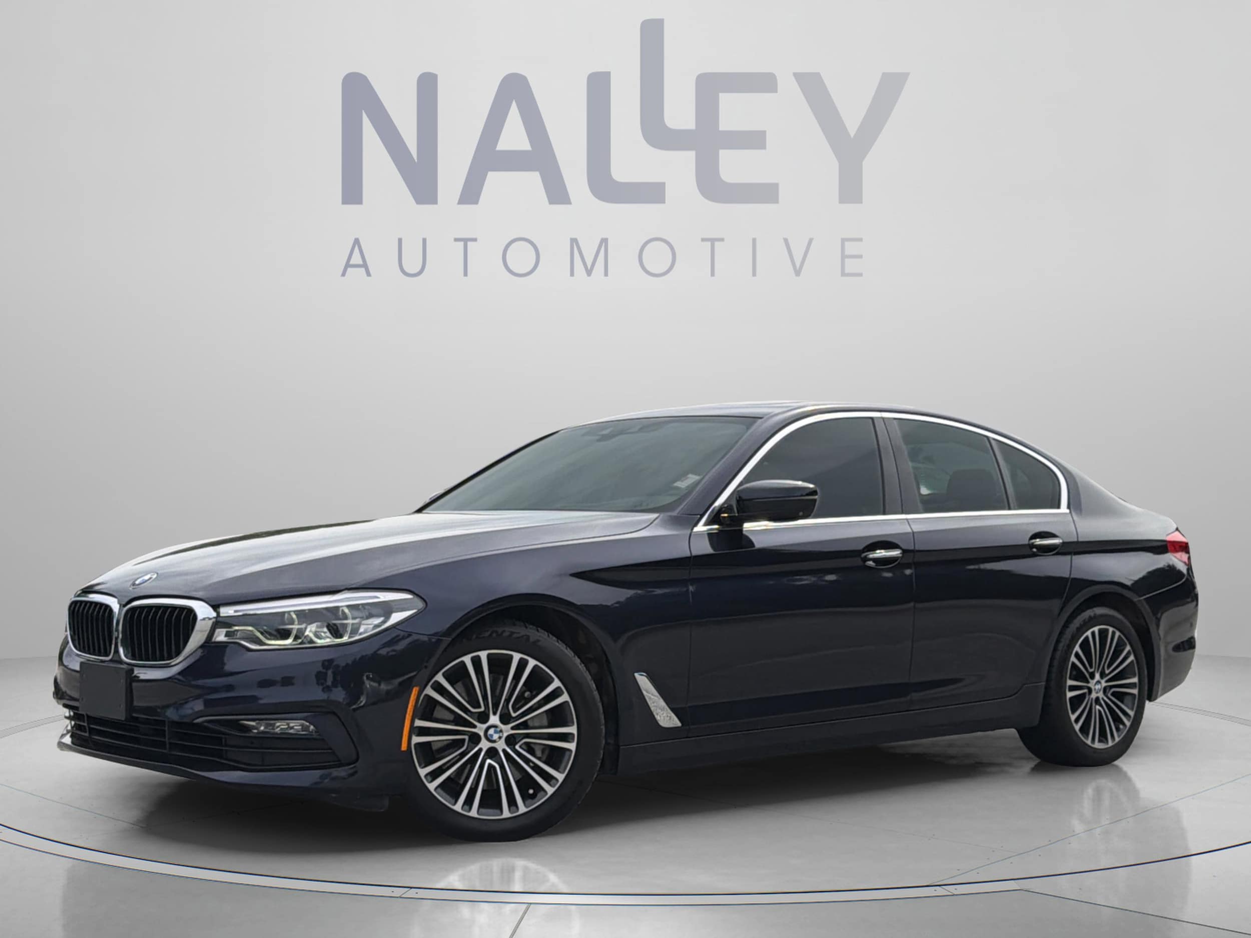 2017 BMW 5 Series 540i xDrive Sedan's photo