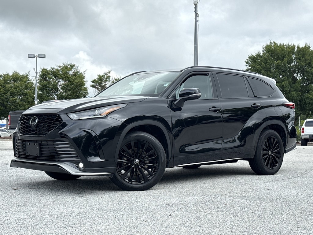 Certified 2025 Toyota Highlander XSE SUV